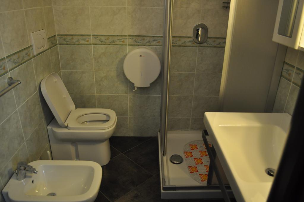 Hotel Paradise Bruzolo Luaran gambar