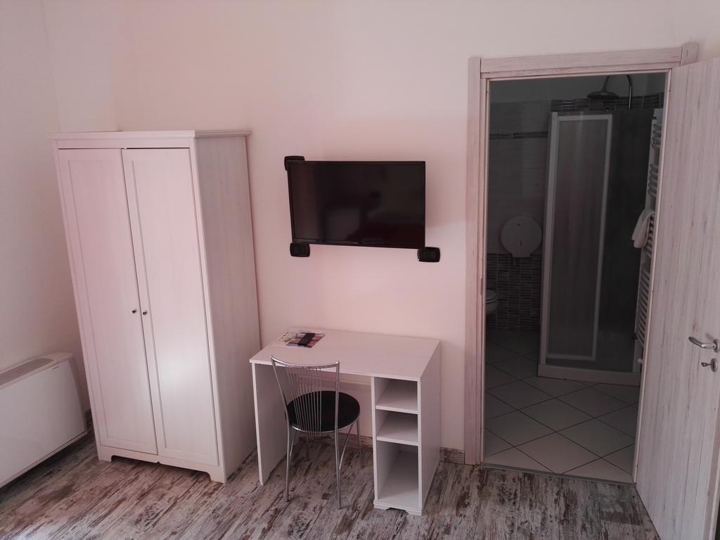 Hotel Paradise Bruzolo Luaran gambar