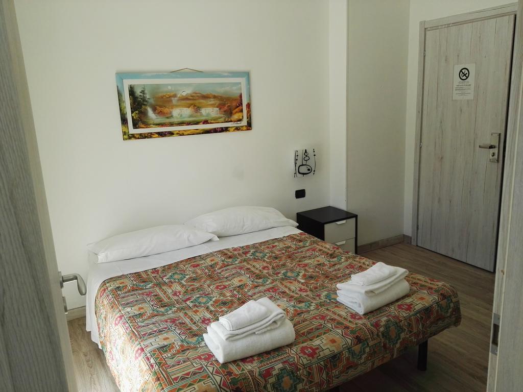 Hotel Paradise Bruzolo Luaran gambar