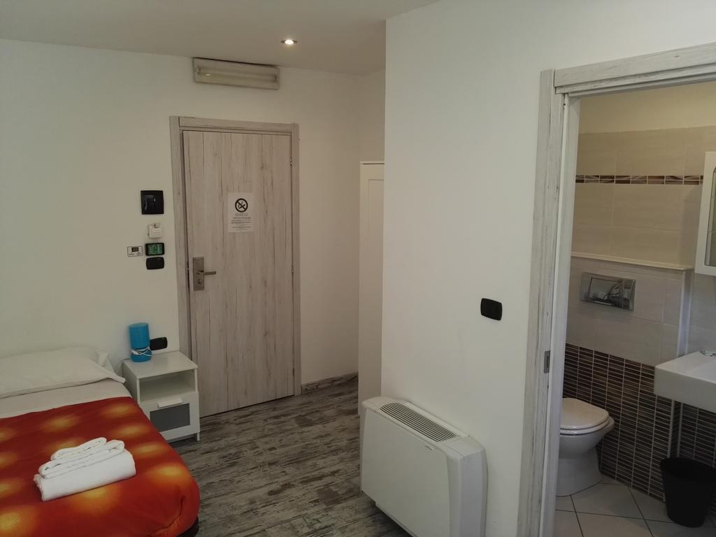 Hotel Paradise Bruzolo Luaran gambar
